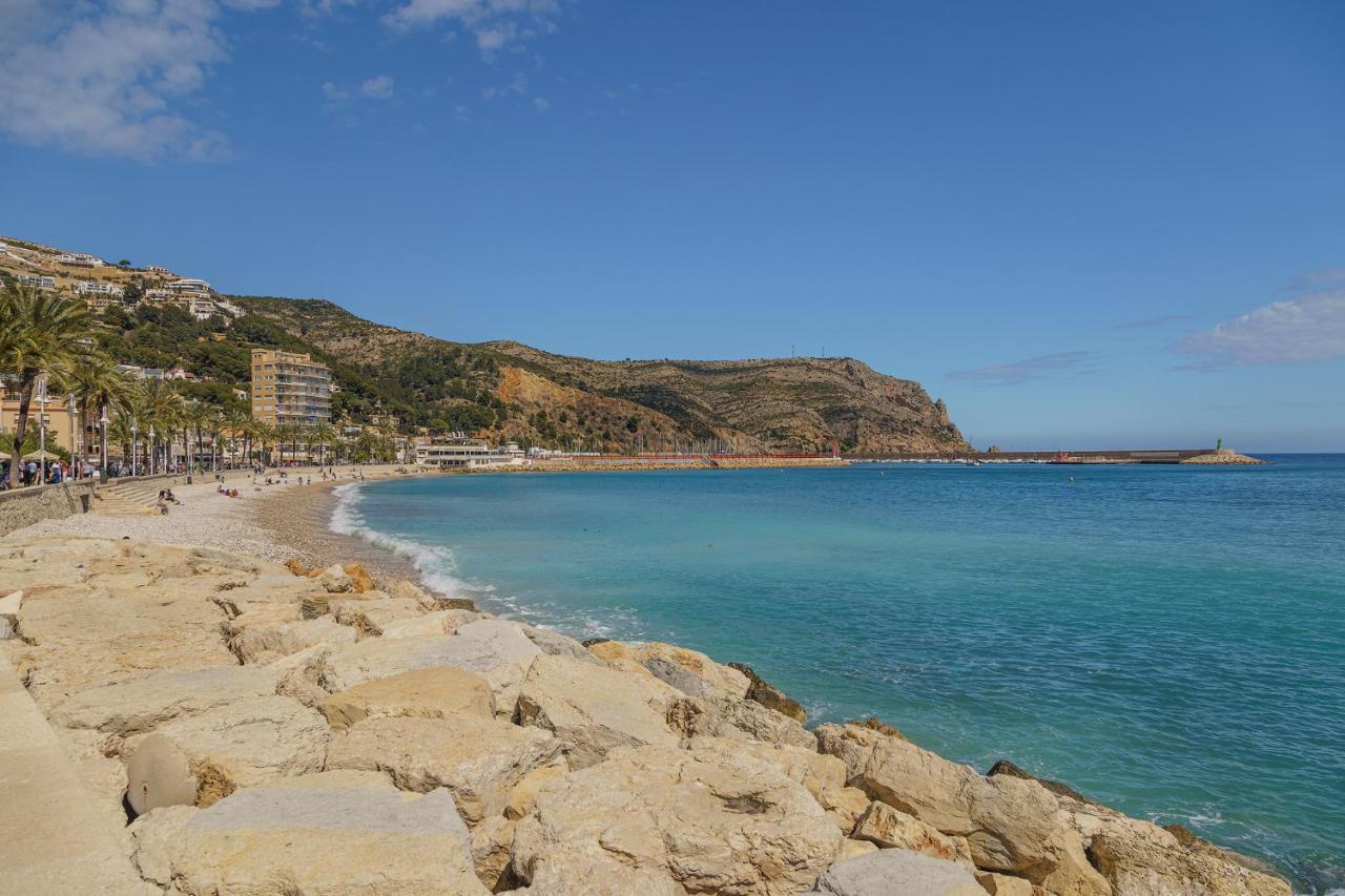 Port De Iii